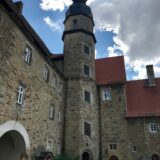 Schloss Schochwitz, freie Trauungen Ines Wirth, Trauredner Carsten Riedel