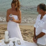 Strandhochzeit auf Sardinien - Brigitte und Domenico Sandzeremonie, Freie Trauredner Ines Wirth, Hochzeitsredner Carsten Riedel