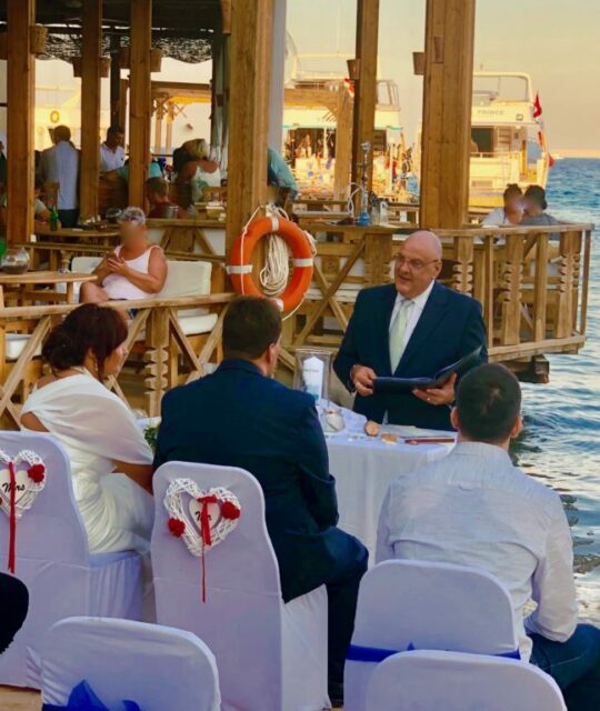 Strandhochzeit in Ägypten, freie Redner Ines Wirth, Carsten Riedel Hochzeitsredner, Caribbean Bar Hurghada, Bella Vista Hotel Hurghada, freie Trauungen Ägypten, Ja-Wort Erneuerung