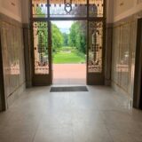 Trauung in Englisch, Schloss Teutschenthal, Ausgang zum Park