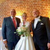 Pamela und Micha mit Hochzeitsredner Carsten Riedel