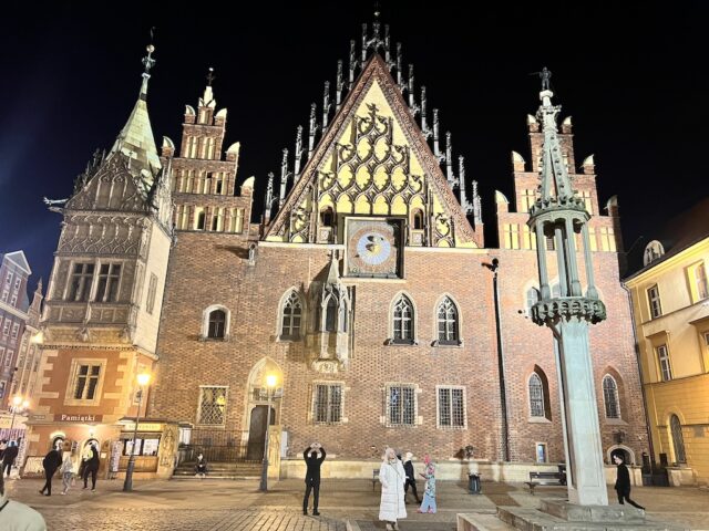 Rathaus Breslau, Abendstimmung, freie Trauung in Breslau