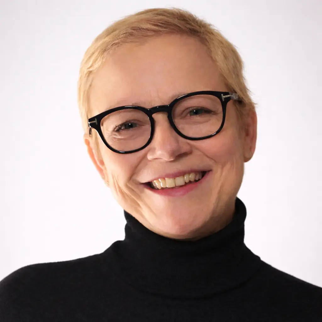 Hochzeitsrednerin Yvonne Mende – freie Rednerin im Team von Carsten Riedel